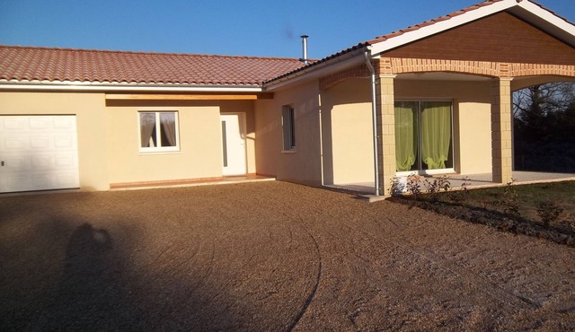 AT NANA IN ST MARTIN IN DORDOGNE