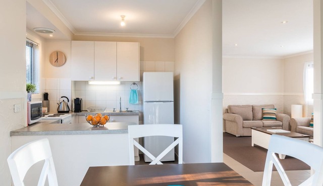 At The Beach Phillip Island - Beachley Bungalow 1 - Inc WIFI