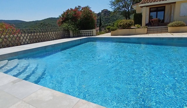 AT THE CHATEAU D'O LE CHATELET