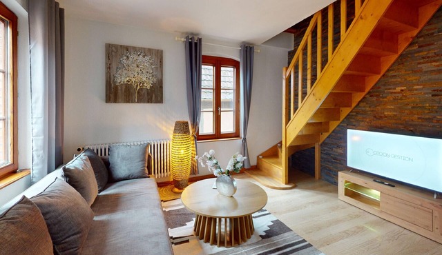 At the foot of the Haut Koenigsbourg 2