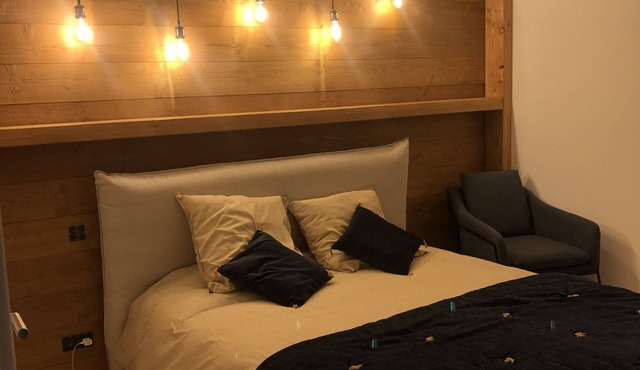 At the foot of lac bleu de morillon and samoens