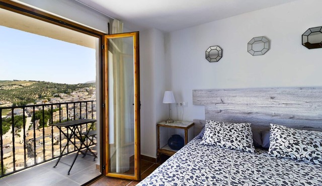 At the foot of the Montefrío castle, spectacular views