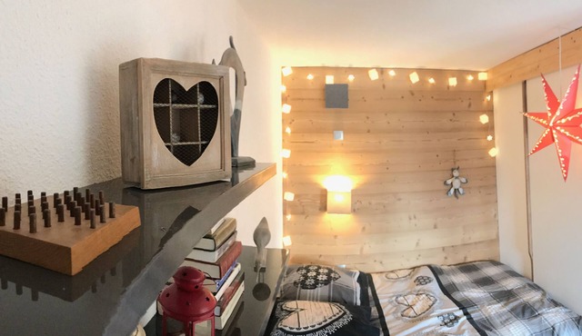 At the foot of the slopes in the Alpes d'Huez, very nice comfortable apartment