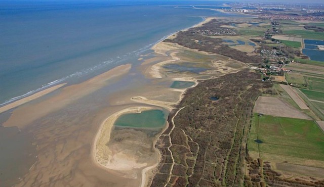 At the heart of Platier Doye, stunning views of the dunes and the sea