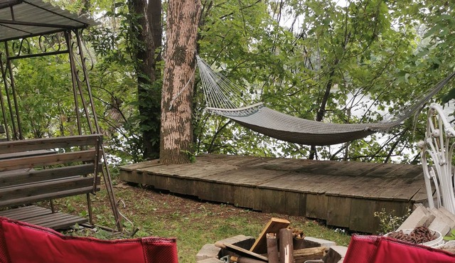 At the water's edge apartment citq 300 742 30