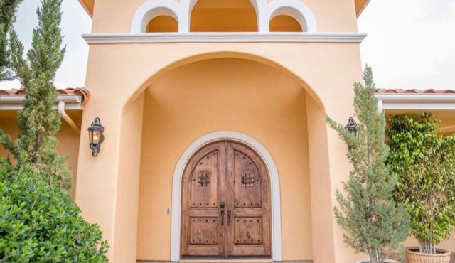 Aterno Vineyard, Main House