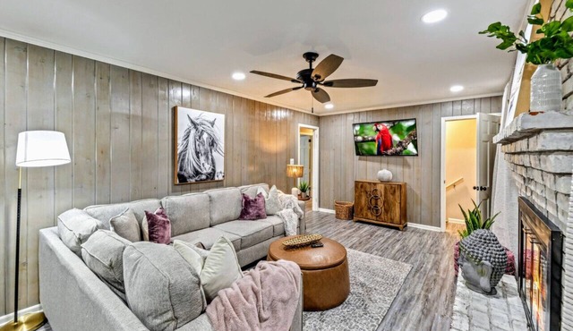 ATH -Marietta -5BR -Pet Friendly - Fenced (bberry)