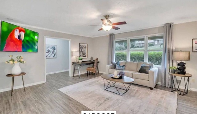 ATH - Sleeps 6 - 3 Beds - Fenced/Pet friendly - Cabo