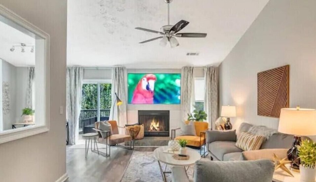 ATH - Sleeps 6 - 3 Beds - Pet friendly - Owens