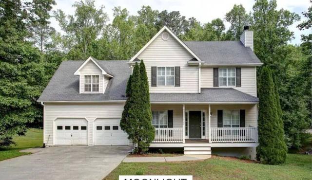 ATH - Sleeps 6 - 3 Beds - Pet friendly - Moonlight