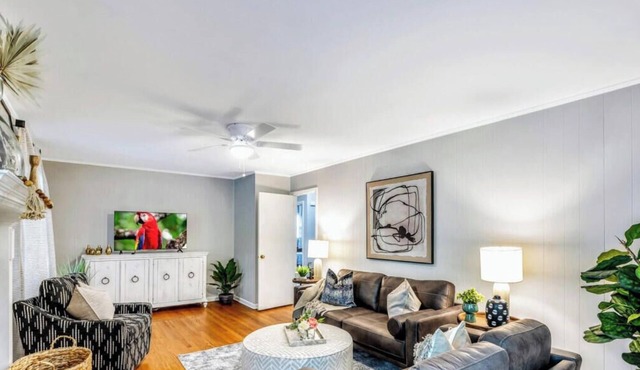 ATH - Walton HS - Ranch - Fenced (Mockingbird)