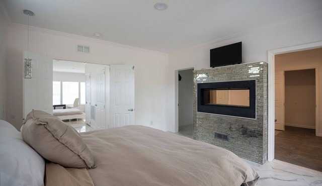 Athena Elegant Bright Romantic jetted tub getaway wedding venues fitness room