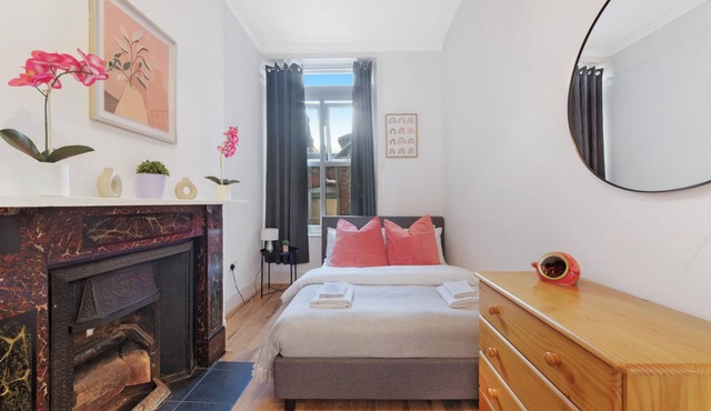 Athenaeum Pl N10 | Muswell Hill | First Floor 1BD