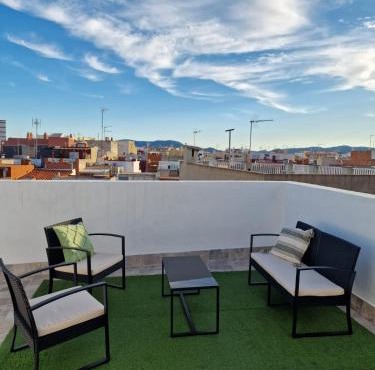 Atico con aire acondicionado y terraza