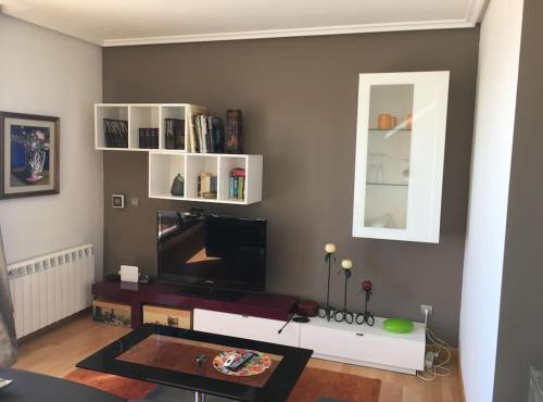 Atico, Piscina, AC, WI-FI y Parking Gratis, Gran Terraza, VUT 47-79