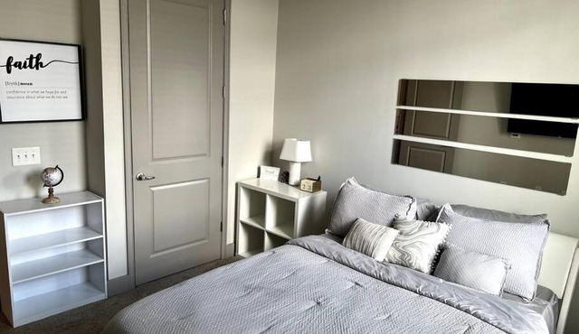 ATL Condo Entire Unit!! + Free wifi + Free Parking