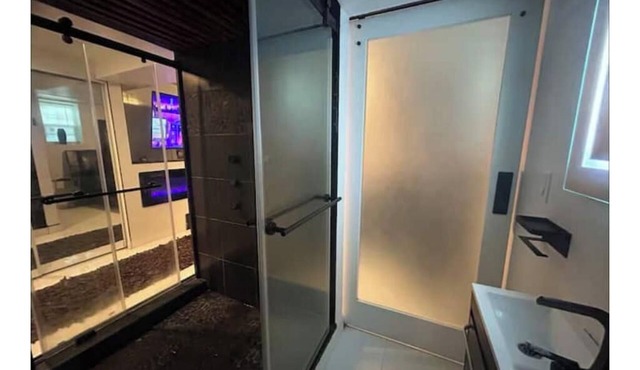 ATL Modern Spa Studio Apt