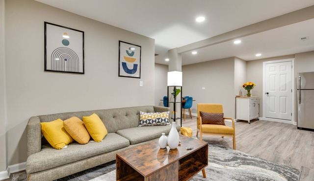 Atlanta Apartment w/Grill: 7 Mi to Downtown!