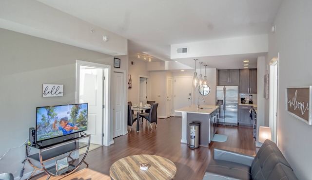 Atlanta Buckhead Fully Furnished Apartment by RedAwning