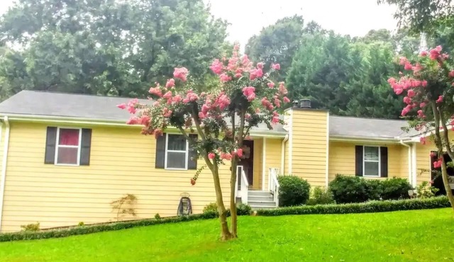 Atlanta/Stone Mountain, fenced yard, washer dryer, Wi-Fi