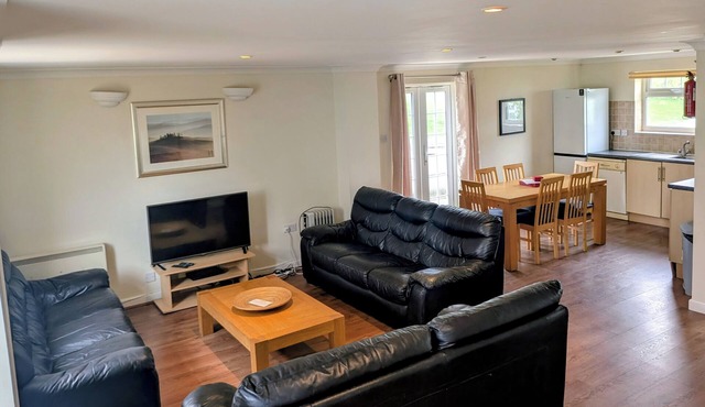 Atlantic Lodge - 4 Bedroom - Pool -Spa - Gym