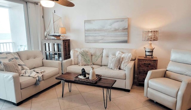 Atlantic Shores Oceanfront Condo - Heated Saltwater Pool Incredible Sunrises