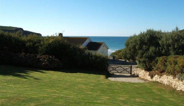 Atlantic View, Mawgan Porth with sea views