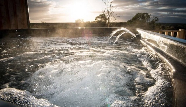 Atlas Lodge, luxury highland log cabin