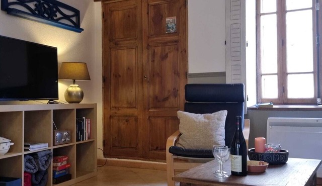 Atmospheric gite for 6 people with wood burning stove