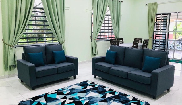 Atocha Homestay - Terong@Taiping