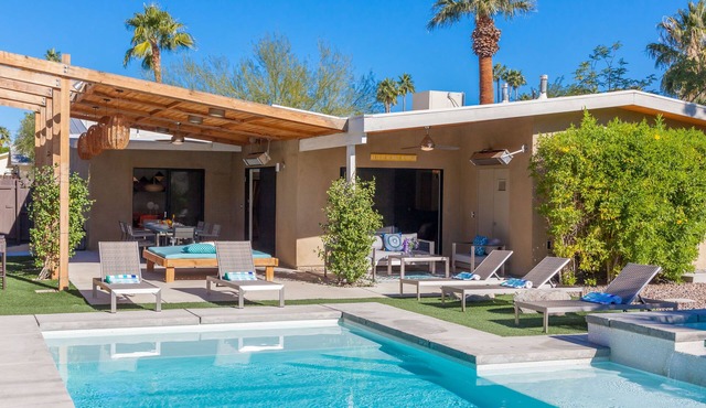 Atomic Ranch Heaven - Midcentury Pool Retreat