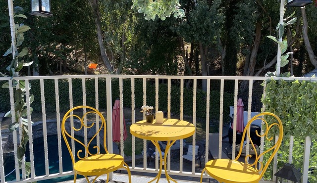 Attached guest suite in beautiful quiet neighborhood