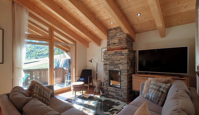 Attic flat directly on the ski piste in Haus Aramis