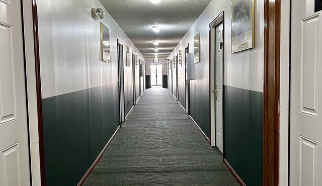 Attica Inn