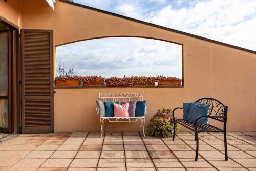 Attico Panoramico con Vista Milano e Montagne - La Terrazza di Fosca