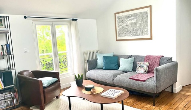 Attractive architect-designed apartmenteur 3 rooms 10 mn from Paris Montparnasse