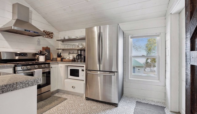 Attractive Downtown Waconia Lakeview Home