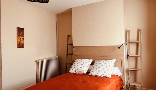 Attractive duplex apartment in the center of town with secure parking on request