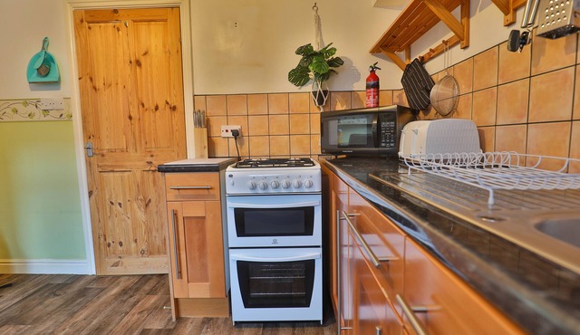 Attractive property in Hull, with excellent road links shops and eateries.