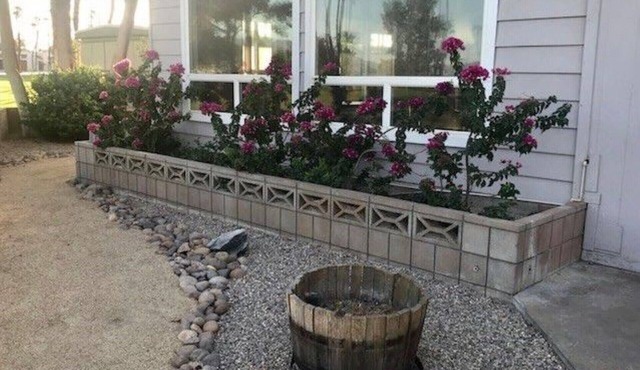Attractive home in a 55+ community, perfect for winter or summer
