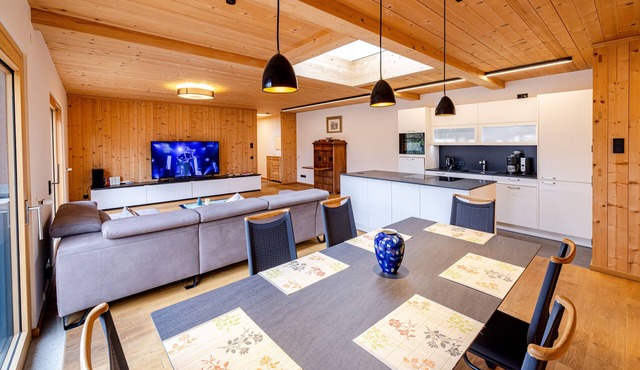 Attractive Solid-Wood Vacation Rental in Downtown Bayreuth in Bayreuth