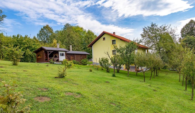 Attractive vacation apartment for an unforgettable vacation in a quiet location.????