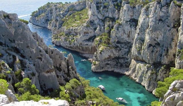 Attractive villa on the Sainte Baume massif