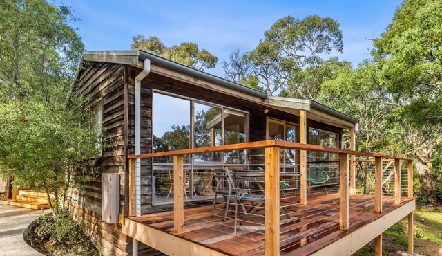 Atwood - light, bright Aireys cottage