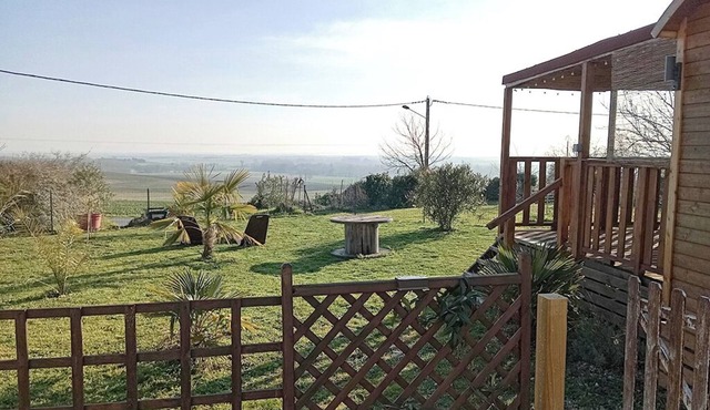 Atypical accommodation all-comfort caravan