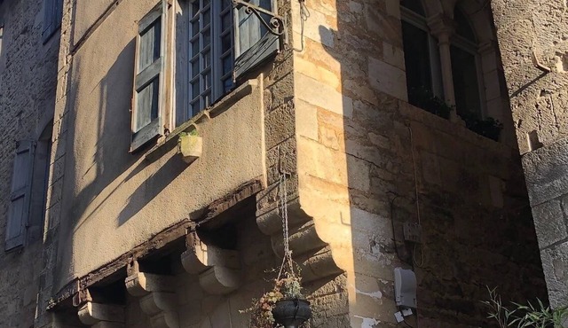 Atypical and charming Medieval house !