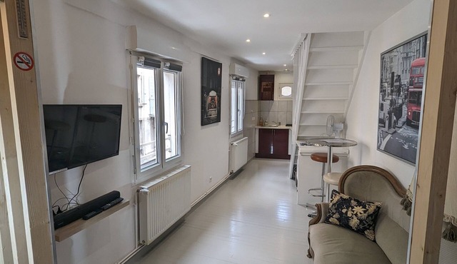 Atypical apartment house