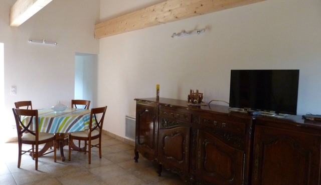 Atypical "Aurèle" studio in the center of the village of Lévie