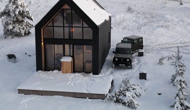 Atypical chalet in the heart of the Auvergne volcanoes