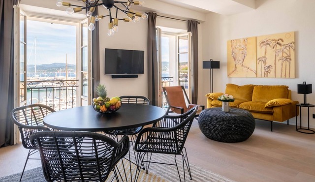 Außergewöhnliche Wohnung am Hafen by Interhome
